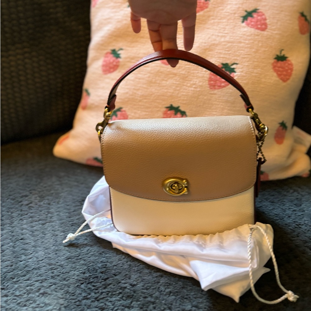 Coach Cassie 19 color block